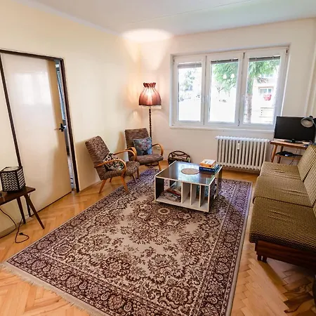 Apartment Retro